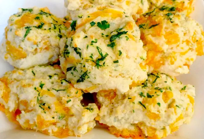 plate of Cheddar Bay Biscuits