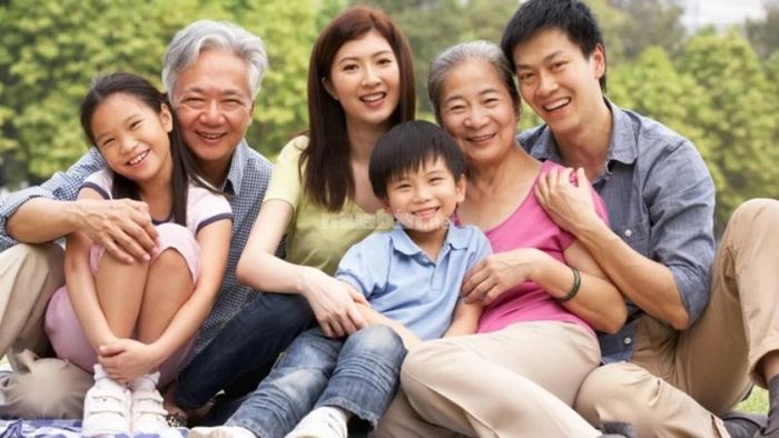 Phân tích tử vi năm 2025 của nữ Quý Tỵ 1953 về mặt tình cảm