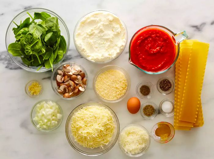 Ingredients for spinach lasagna