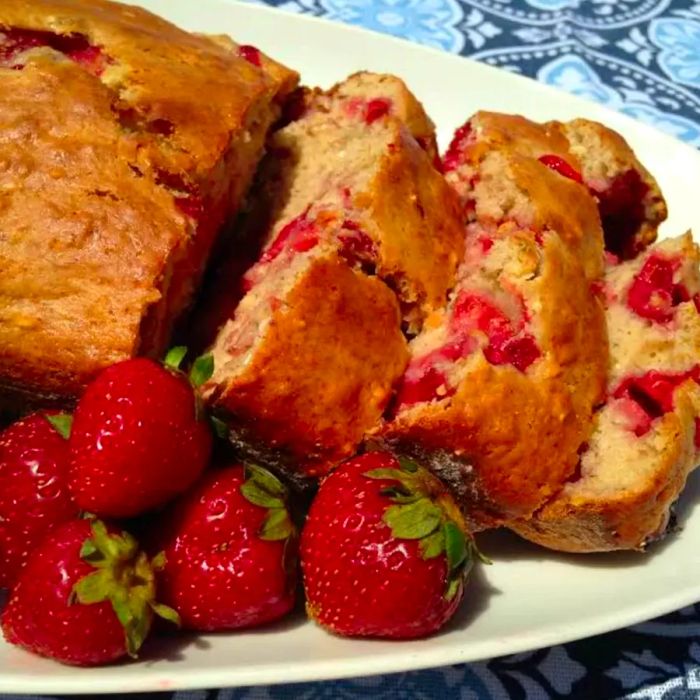 Banana Strawberry Oat Bread