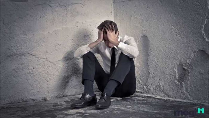 Kình Dương, Vũ Khúc và Phá Quân kết hợp khiến bạn dễ bị kẻ xấu lợi dụng vì tiền bạc, tài sản.