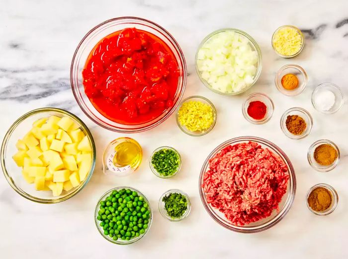 Ingredients for preparing Keema Aloo