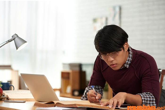 Tìm hiểu công ty trước khi trả lời câu hỏi