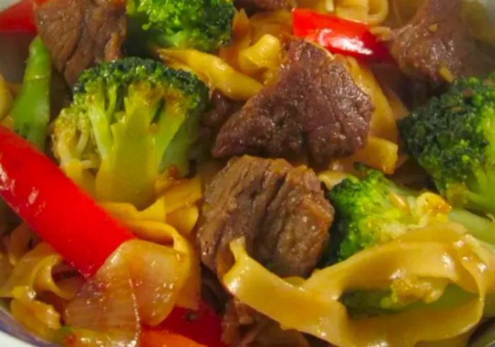Spicy Beef and Broccoli Chow Mein. Photo credit: Deb C.
