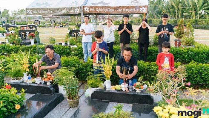 Những ai không nên tham gia lễ tạ mộ
