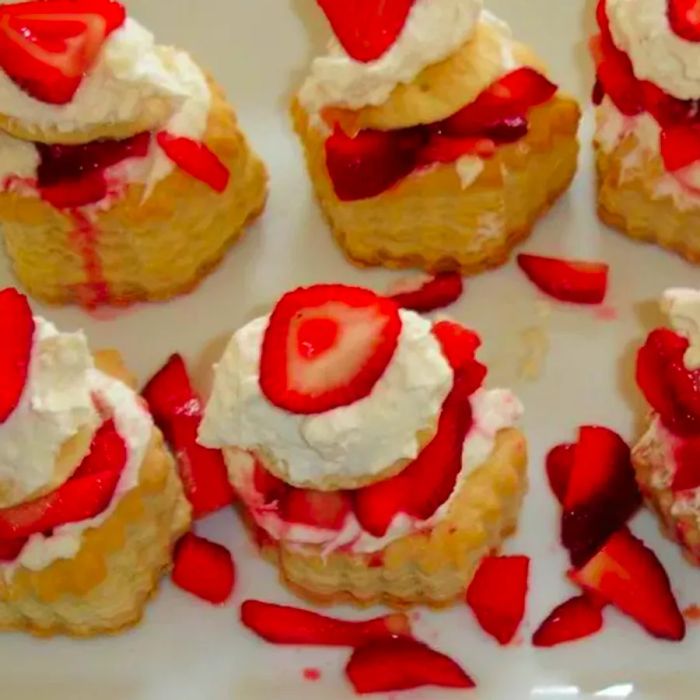 Strawberry Cream Cheese Clouds Recipe