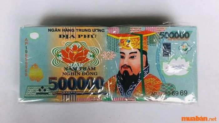 Giấc mơ thấy tiền âm phủ là một lời cảnh báo về sự sai lầm trong lựa chọn và hành động của bạn.
