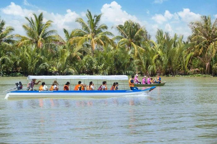 Khám phá các cồn Tứ linh miền Tây