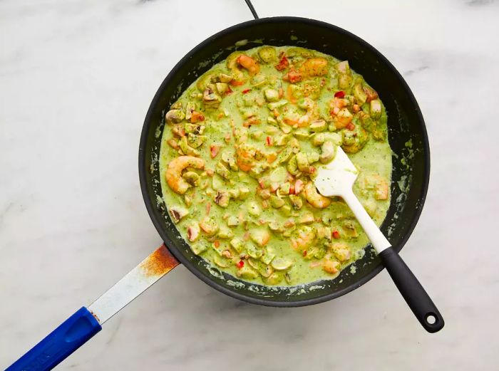 creamy pesto sauce with shrimp