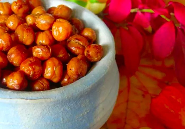 Roasted Chickpeas. Photo by larkspur