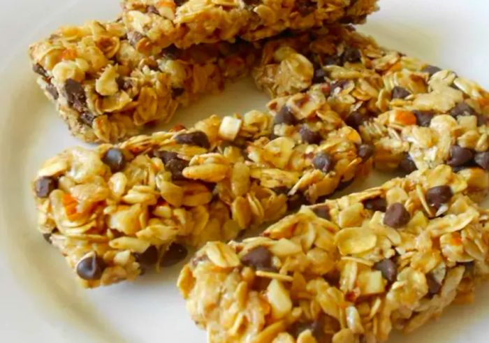 Chewy No-Bake Granola Bars