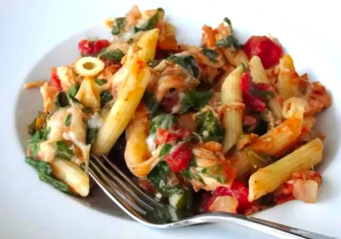 Chicken, Spinach, and Cheese Pasta Bake