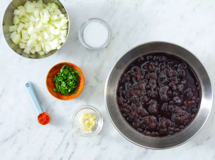 The five key ingredients for making these highly rated black beans