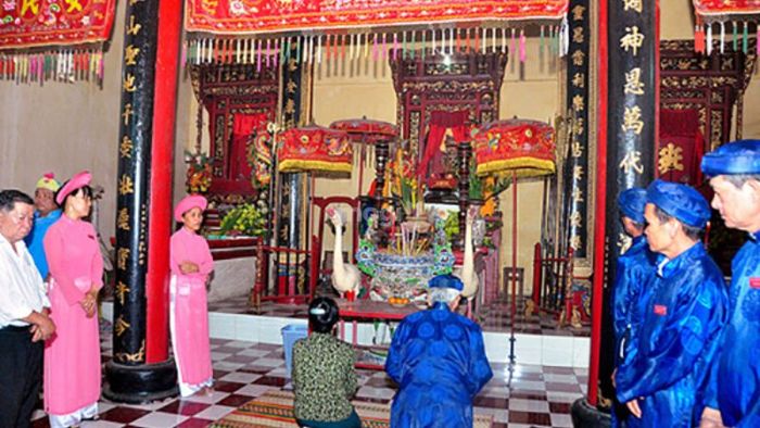Cách thức hạ lễ ban công đồng đúng nghi thức