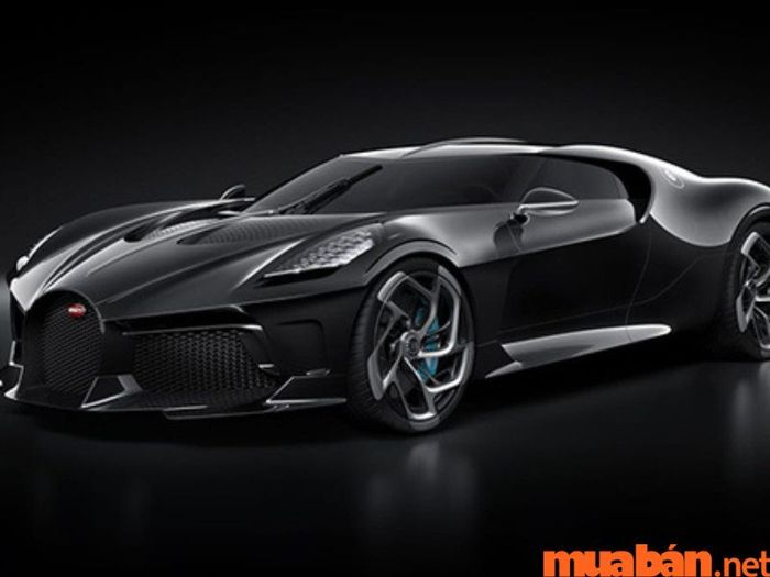 Siêu xe Bugatti La Voatio Noire với sắc đen huyền bí
