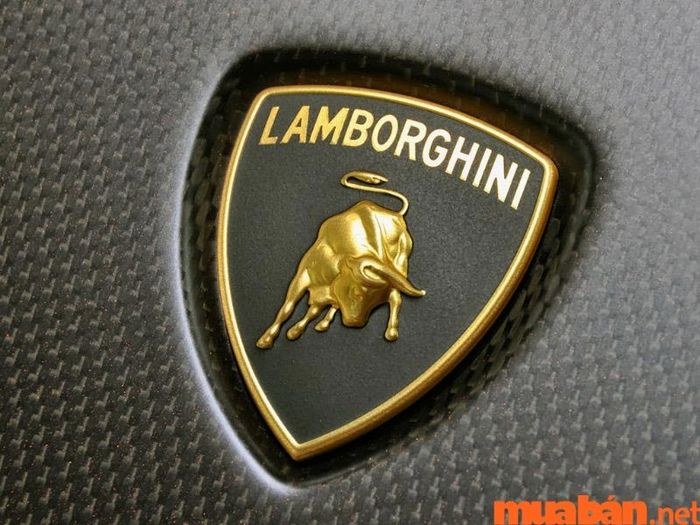 Lamborghini – 'Bò vàng' là tên gọi quen thuộc trong làng siêu xe, tượng trưng cho sức mạnh và sự nổi bật – Logo các hãng xe ô tô