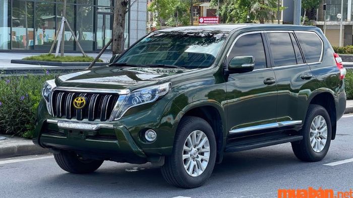 Xe màu xanh lục là sự lựa chọn hàng đầu cho những người mệnh Sơn Hạ Hỏa.