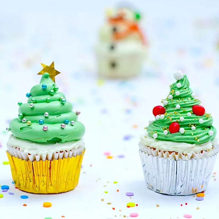 Cupcakes decorated with Christmas tree frosting