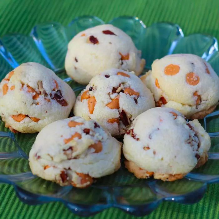 Butterscotch Pecan Cookies