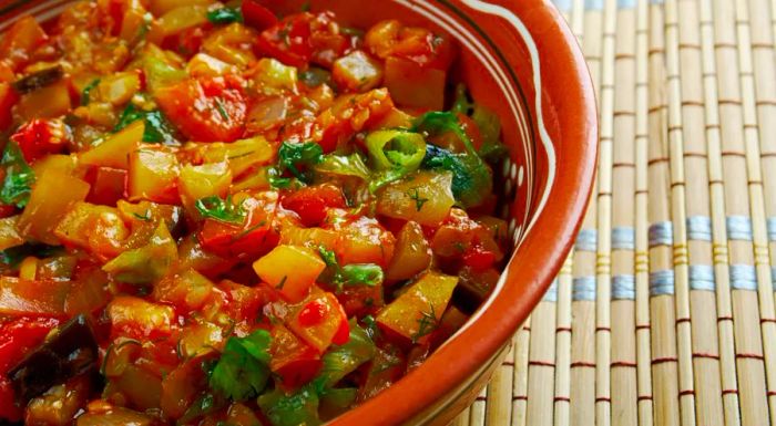 Saksuka is a traditional Turkish side dish made with eggplant, zucchini, garlic, tomatoes, and chili.