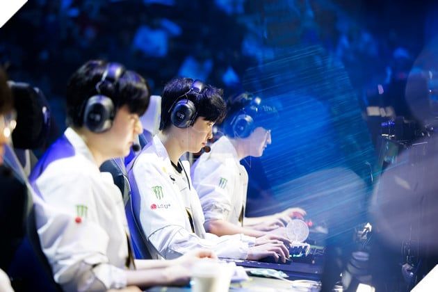 LMHT: LPL cho rằng T1 chính là yếu tố khiến LCK bị tụt lại phía sau