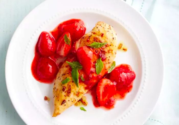 Grilled Chicken with Fresh Strawberry Salsa