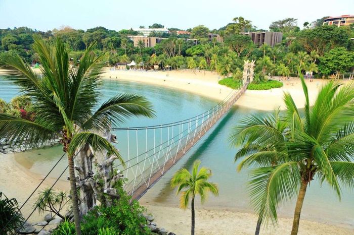 Bãi biển Siloso trên đảo Sentosa