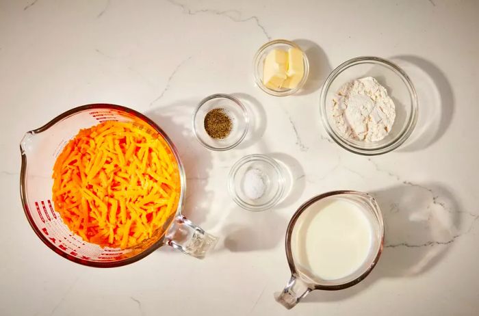 Key ingredients for making cheese sauce