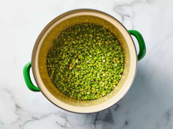 Peas after being rinsed and returned to the pot following an overnight soak.