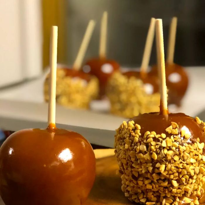 the ultimate caramel apples