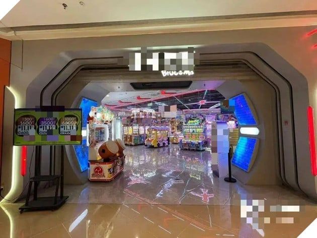 Mặc dù đã chi ra hơn 1 tỷ đồng cho các trò chơi thẻ xu, người đàn ông này vẫn không thể rút lại số tiền đã nạp.