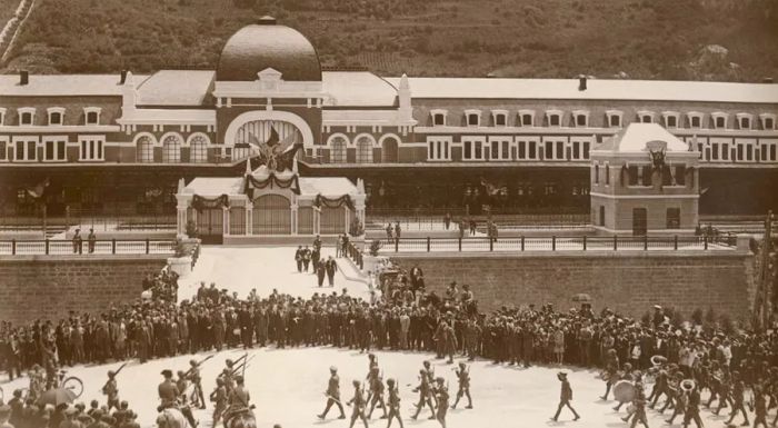 This photo captures the historic opening of Canfranc Station in July 1928.