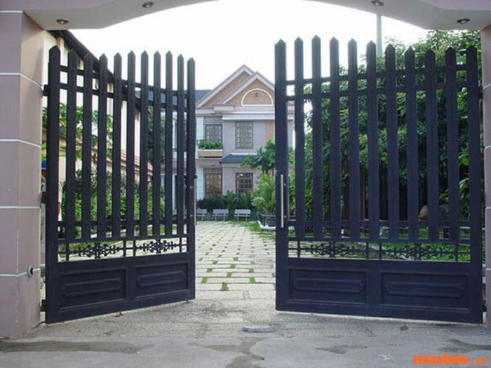 Kích thước cổng nhà 2 cánh