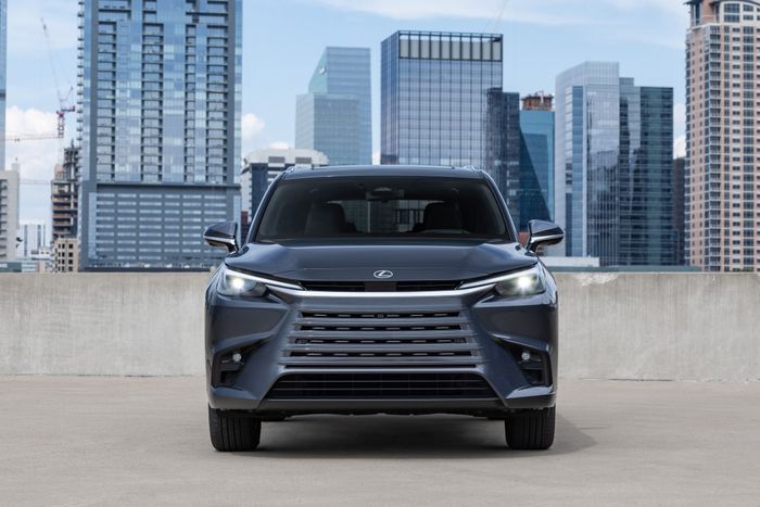 2025-lexus-tx-them-bien-the-f-sport-handling-2.jpg