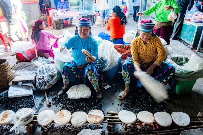 Làng Lô Lô Chải