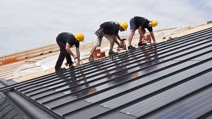 Lựa chọn ngày tốt và tránh ngày xấu khi đổ mái