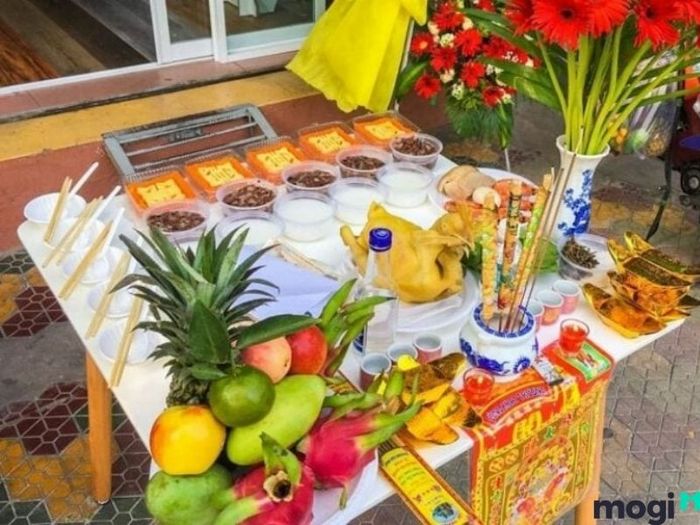 Giải hạn Thái Tuế bằng cách cúng mâm cúng là phương pháp hiệu quả được nhiều người áp dụng