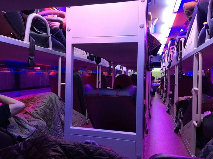 Xe khách giường nằm đi Bến Tre