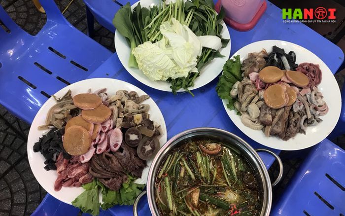 Lau-duoi-bo-khanh-vy-Mytour