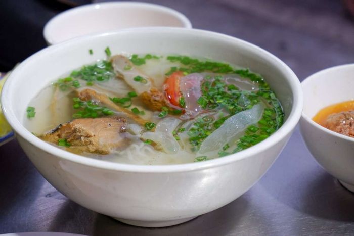 Bún sứa Nha Trang – Đặc sản không thể bỏ qua