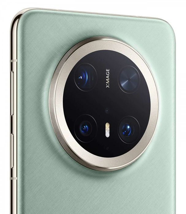 Mate 70 Pro+ có thiết kế cực kỳ cao cấp.