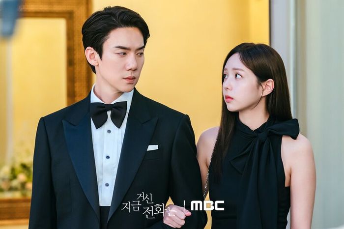 Cuộc hôn nhân chính trị giữa Sa Eon và Hee Joo thực ra lại là một tình yêu được sắp đặt từ trước.