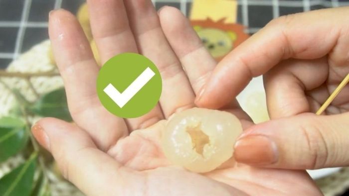 Hướng dẫn làm mứt nhãn quế bước 1