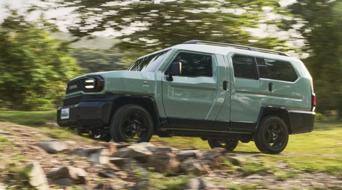 Toyota Hilux 2.jpg