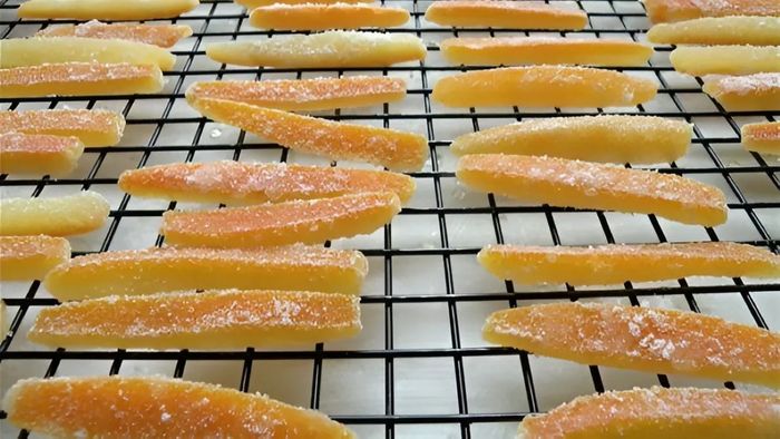 Cách làm mứt vỏ cam sấy khô bước 5 (Hình minh họa)