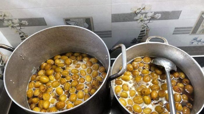 Các bước chế biến mứt táo không cần nước vôi, bước 3 (Hình minh họa)