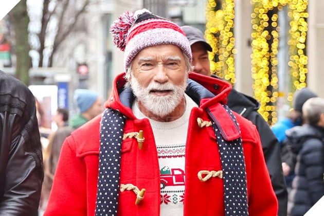Arnold Schwarzenegger Và Hình Ảnh Ông Già Noel Trong Các Bộ Phim Mùa Lễ