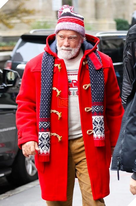 Arnold Schwarzenegger Và Hình Ảnh Ông Già Noel Trong Các Bộ Phim Mùa Lễ 2