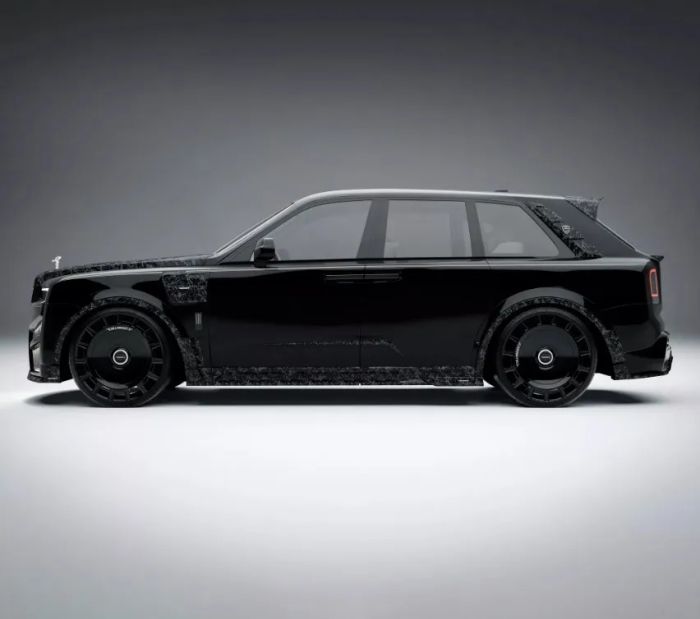 Mansory-Rolls-Royce-Cullinan-9.jpg