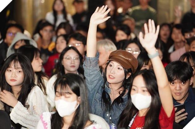 PMNC 2024: Khán Giả Nhiệt Huyết Cùng Mừng Chiến Thắng Vô Địch Của Team Flash 3